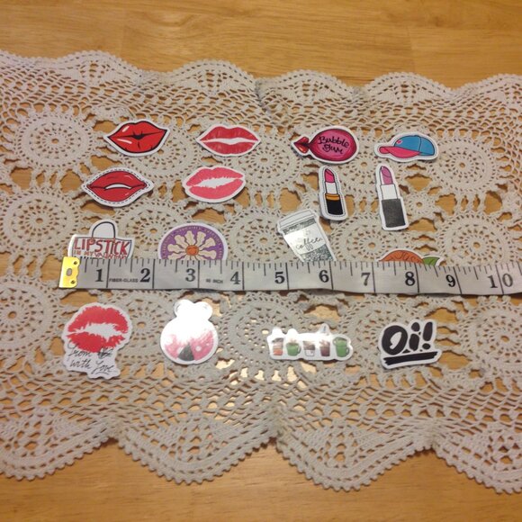 Stickers for cellphone, hydration bottles, etc. Fashionista - Picture 8 of 8
